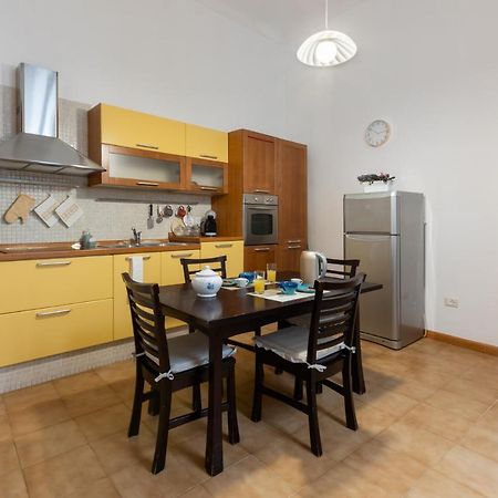 Casa Del Duomo Apartment Cagliari Bagian luar foto