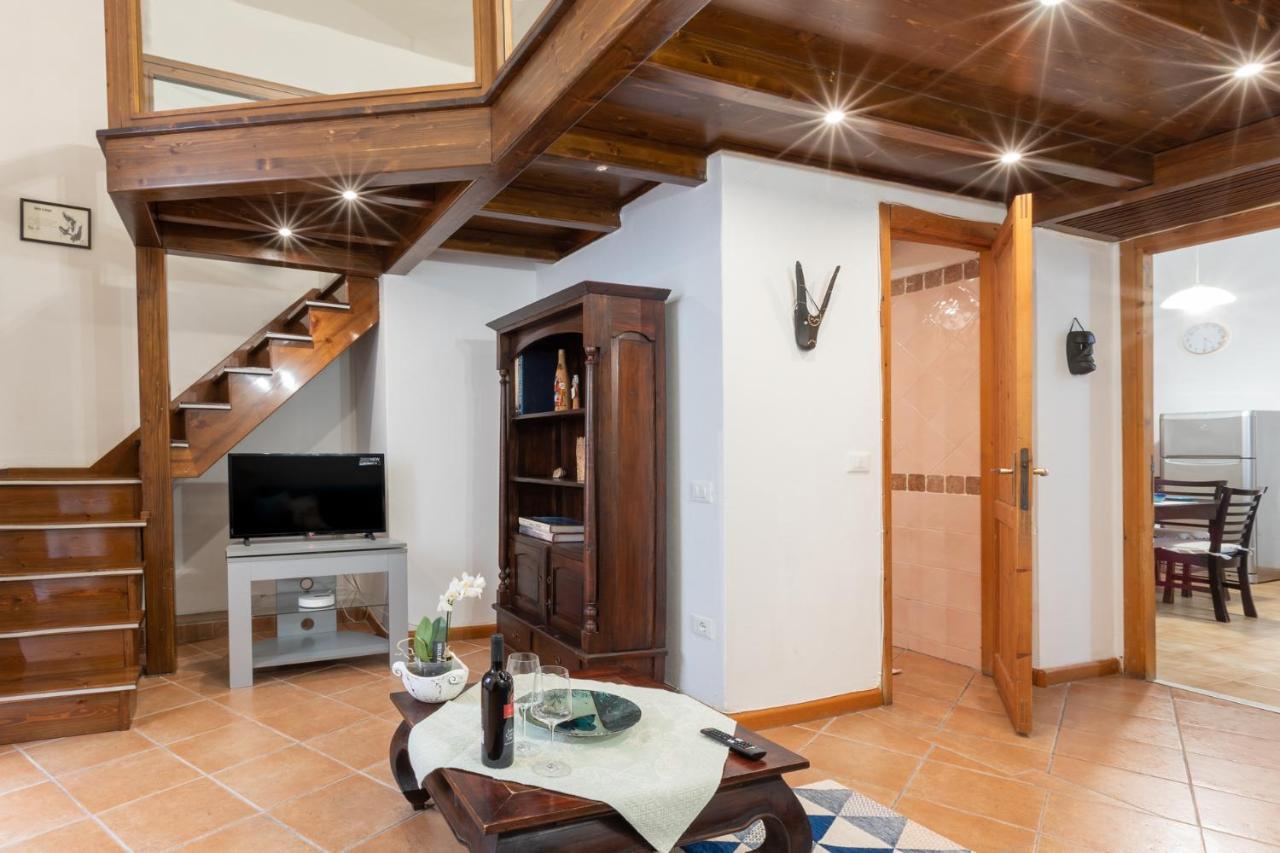 Casa Del Duomo Apartment Cagliari Bagian luar foto