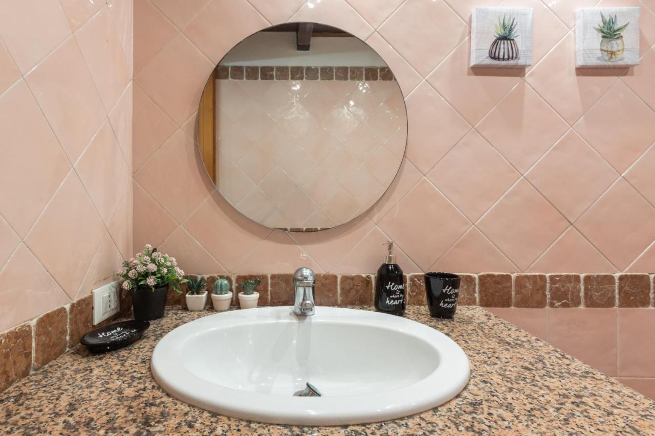 Casa Del Duomo Apartment Cagliari Bagian luar foto