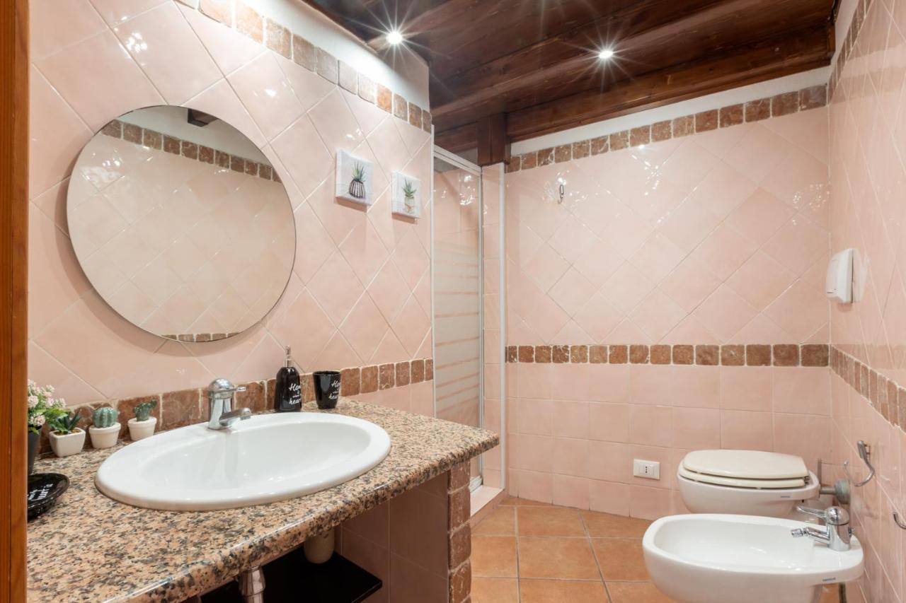 Casa Del Duomo Apartment Cagliari Bagian luar foto